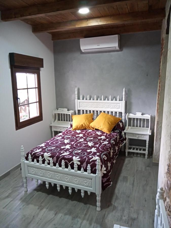 Hostal La Medina de Camponaraya Exterior foto